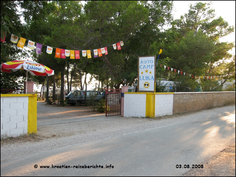 Camp Luka auf der Insel Vir