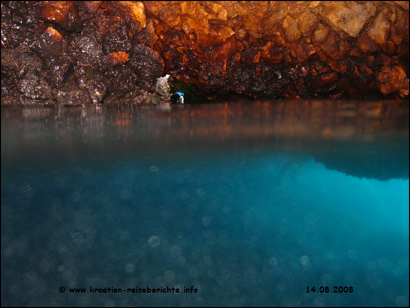 Blaue Grotte Cres