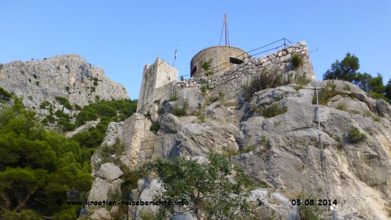 Burg Peovica Omis Kroatien