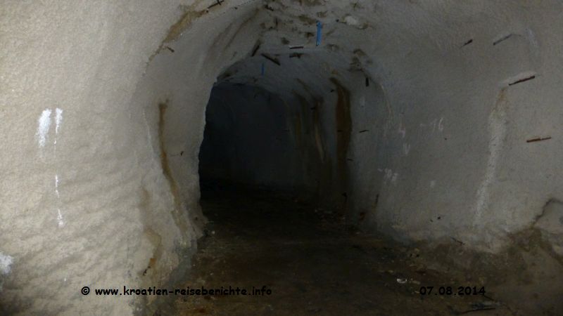 U-Boot Bunker Insel Vis Kroatien