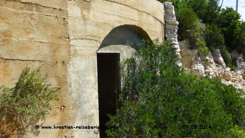 U-Boot Bunker Insel Vis Kroatien