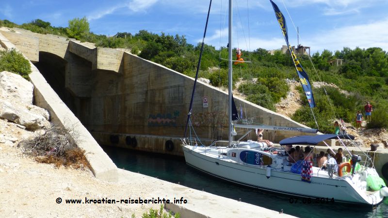 U-Boot Bunker Insel Vis Kroatien