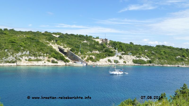 U-Boot Bunker Insel Vis Kroatien