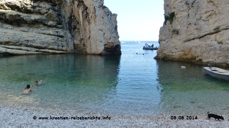 Strand Stiniva Insel Vis Kroatien